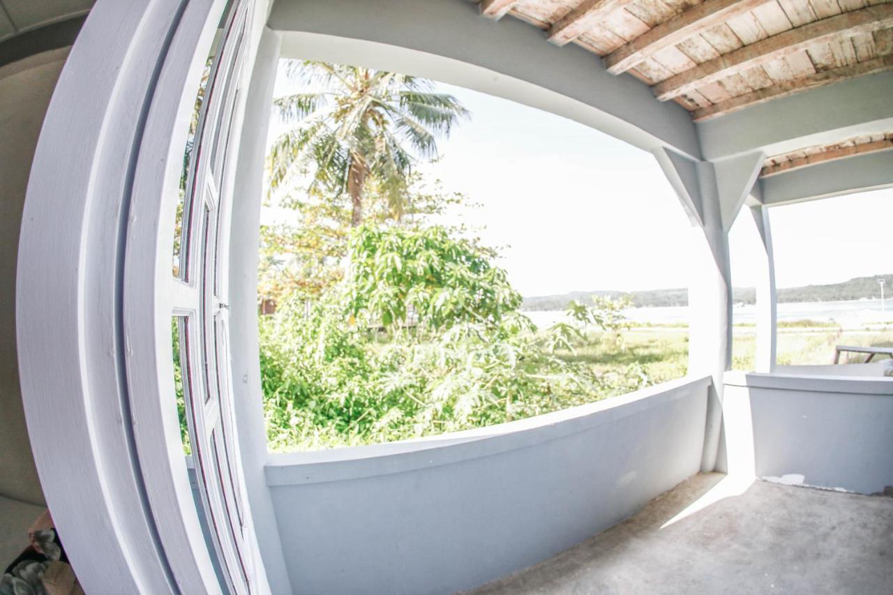 Nias Surf Stay Lagudri Екстер'єр фото